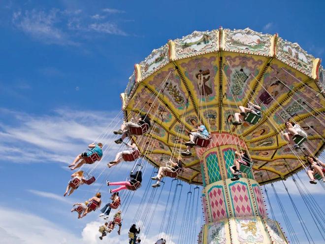 乐的日子即将开启!收好这些“知识点”!冰球突破豪华版手机版慕尼黑一年里最欢(图5) 乐的日子即将开启!收好这些“知识点”!冰球突破豪华版手机版慕尼黑一年里最欢(图5)