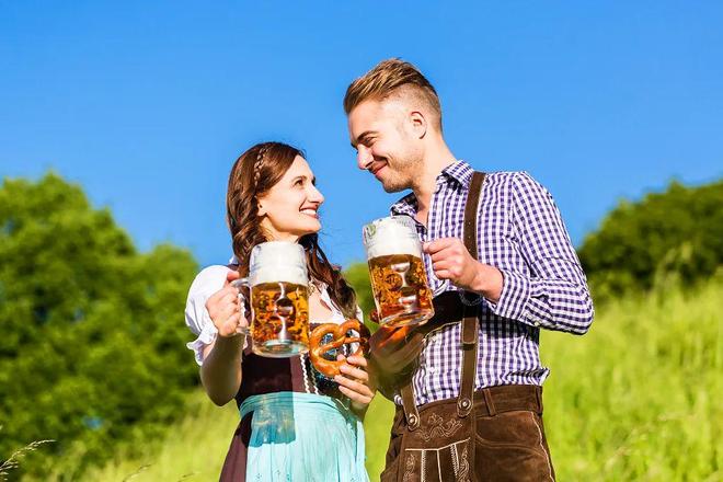 乐的日子即将开启!收好这些“知识点”!冰球突破豪华版手机版慕尼黑一年里最欢(图4) 乐的日子即将开启!收好这些“知识点”!冰球突破豪华版手机版慕尼黑一年里最欢(图4)